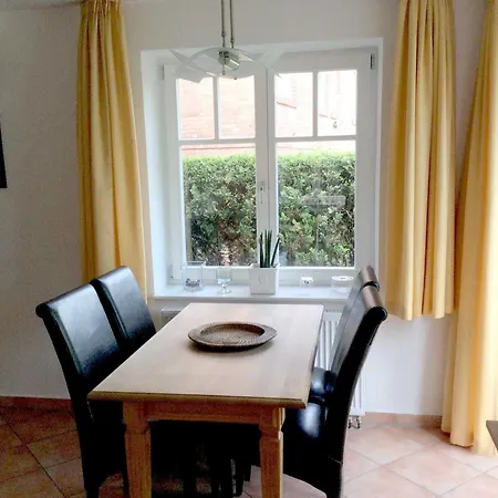 Apartament Smidt 1 *